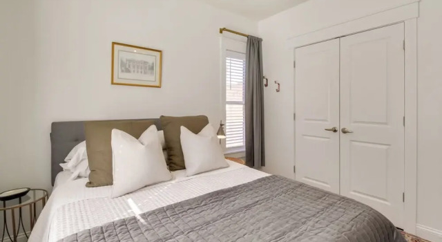 Апартаменты Walkable Lynchburg Condo w/ Private Balcony