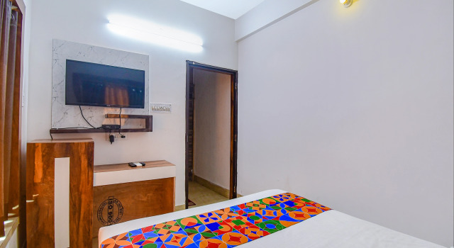 Super Hotel O Ruby Near Acropolis Mall, Prenota Hotel Hotel a West Bengal con parcheggio, Parcheggio