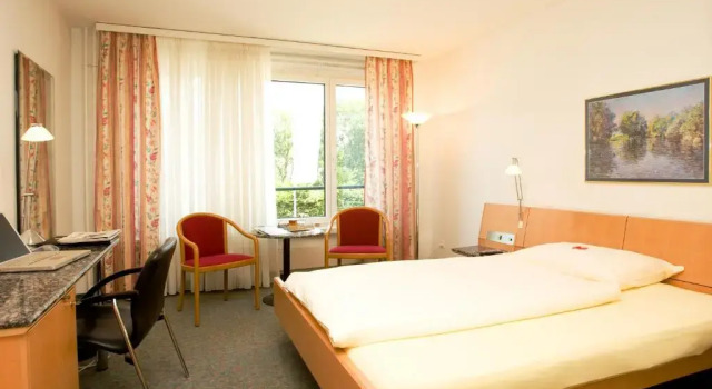 Номер Standard Hotel Conti Dietikon