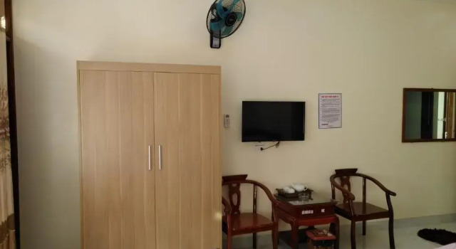 Guesthouse 51, Prenota Hotel Hotel a Dien Bien con parcheggio, Parcheggio