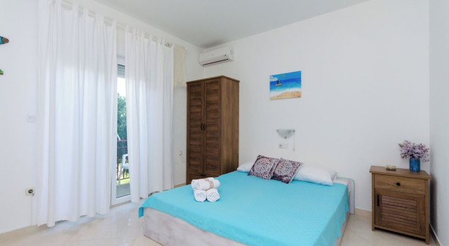 Студия Apartments Slavica R