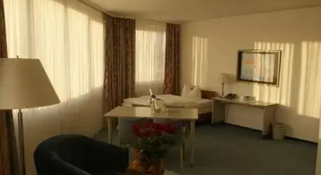 Hotel Townhouse, Buchen Sie Hotel Dahlewitz Brandenburg