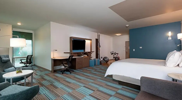 Двухместный люкс c 1 комнатой EVEN Hotel Omaha Downtown - Old Market by IHG