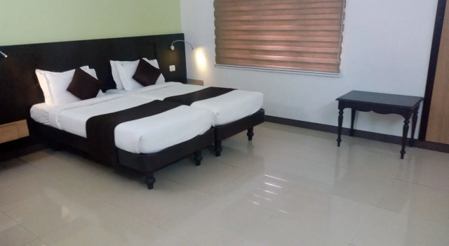 New Woodlands Hotel
