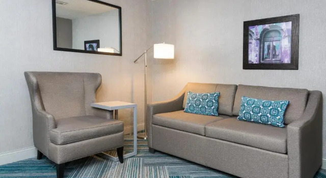 Двухместный люкс c 1 комнатой Hampton Inn Midland