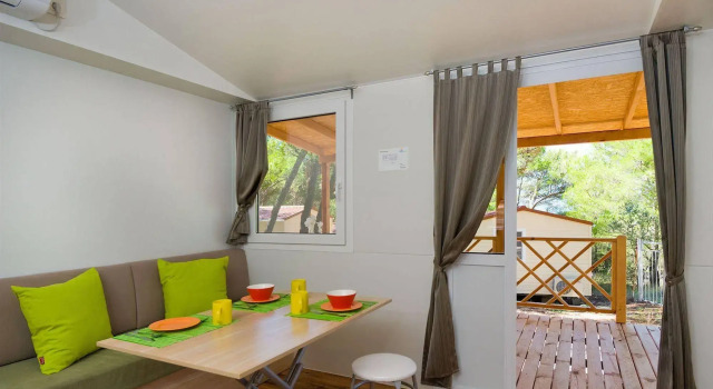 Mobile Homes Baško Polje Campground, Réserver Camping Camping et glamping à Comitat de Split-Dalmatie, Camping