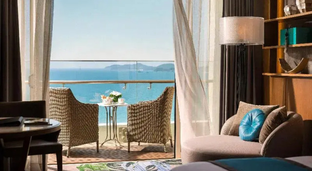 Двухместный номер Standard с балконом и с видом на океан InterContinental Nha Trang by IHG