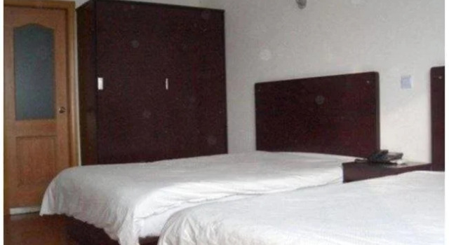Meijia Holiday Inn, Varaa Hotelli Pudong Shanghai