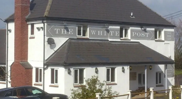 The White Post, Varaa Hotelli Yeovil 