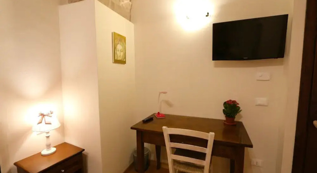 La Casina Colorata, Varaa Hotelli Assisi Umbria