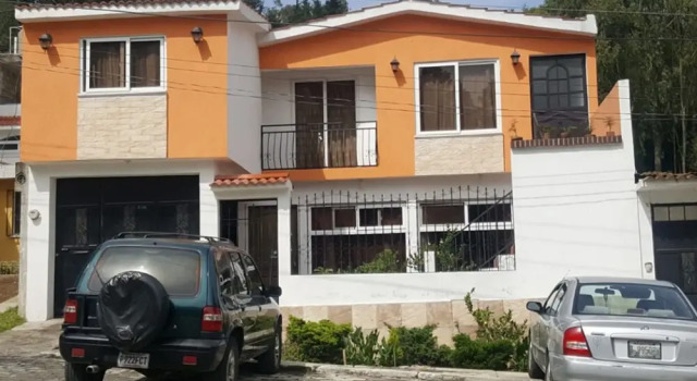 Posada Casa Bonsai, Book Guesthouse Quetzaltenango Guatemala