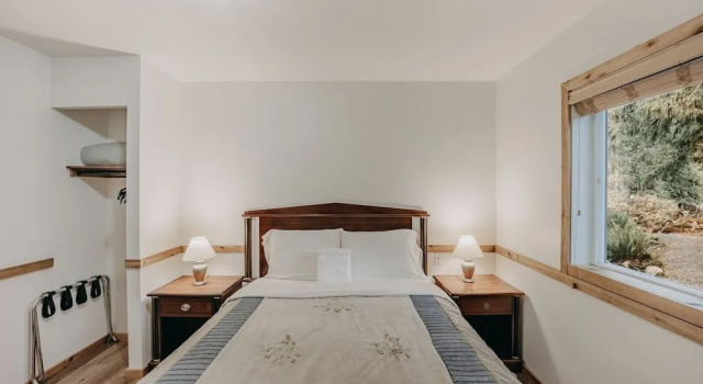 03mbh -12-bdrm - 3.5-bath - Wifi - Pets Ok - Sleeps 26 12 Bedroom Home by RedAwning, Prenota Casa vacanze Warnick Stati Uniti