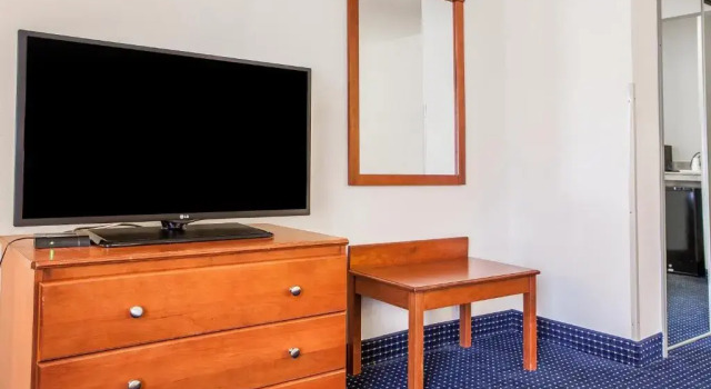 Четырёхместный номер Standard Motel 6 East Windsor, NJ Hightstown