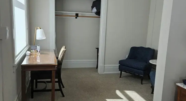 Полулюкс Hotel Colorado