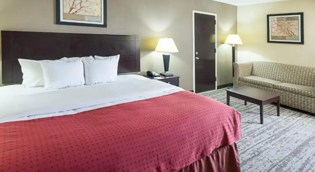 Номер Standard Clarion Hotel San Angelo near Convention Center