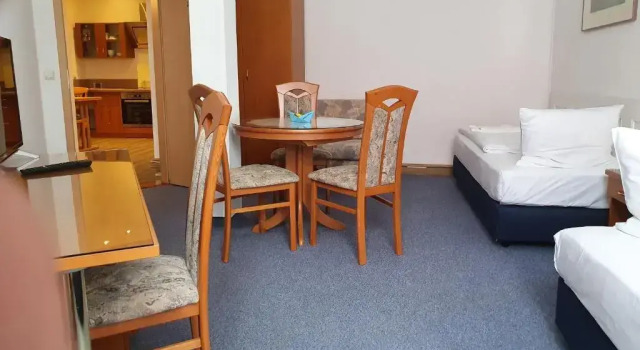 Четырёхместный номер Standard Hotel Peenebrücke