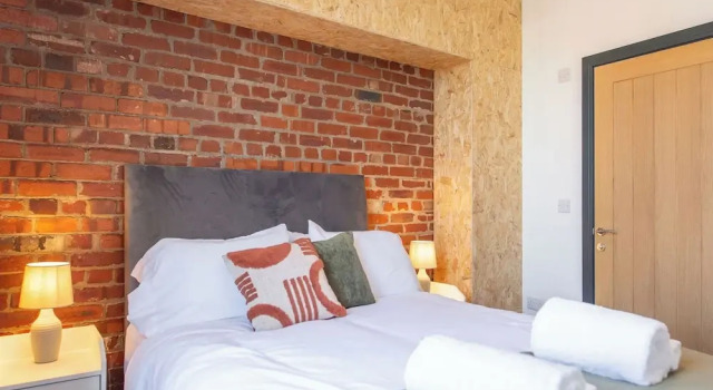 Kings Building- 2 Bed & Bathroom Flats