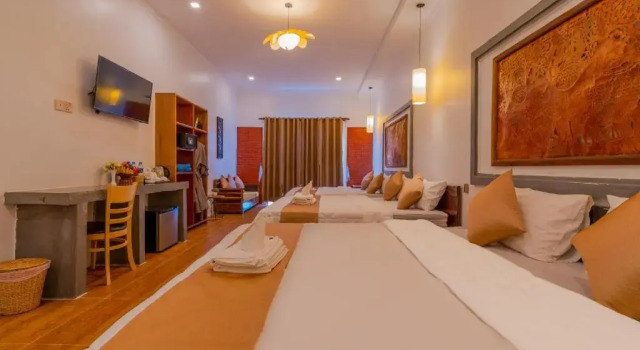 Семейный номер Standard с балконом Angkor Rithy Residence