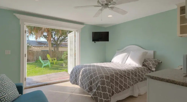 Beachside Studio With Mini Kitchen - Sleeps 2