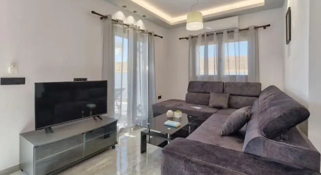 Villa Agalliu