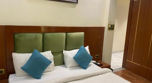 Номер Deluxe Townhouse Kali Ghat Prayagraj Formerly Ramesh Palace