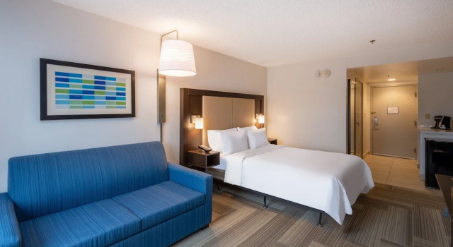 Двухместный номер Standard Communication Access Tub Holiday Inn Express Philadelphia NE-Bensalem by IHG