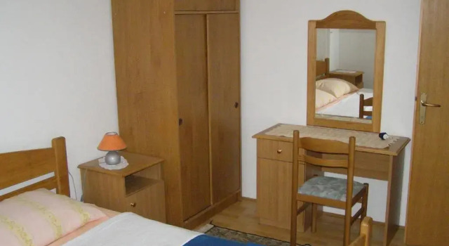 Apartments Kesic, Prenota Appartamento Hotel a Isole Quarnerine con parcheggio, Parcheggio