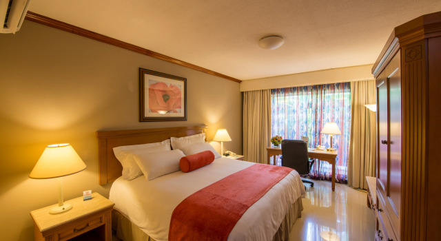 Hotel Globales Camino Real Managua