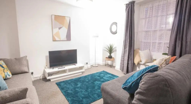 16 Oakfield Place