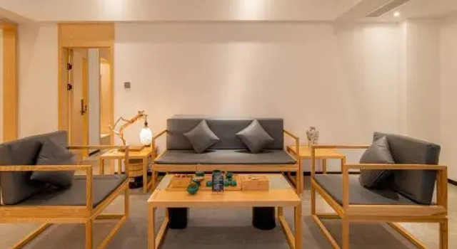 Люкс с 2 комнатами Xinzou Century Hotel (Fenghuang Plaza)