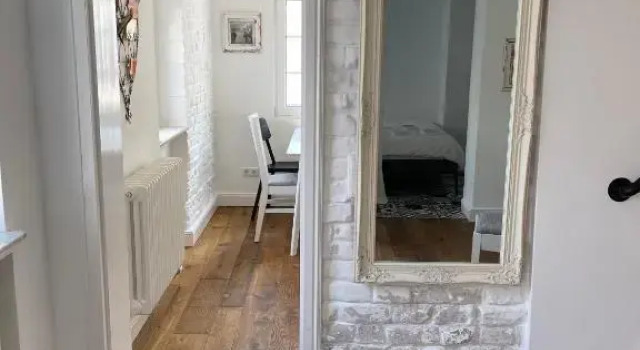Kleines, gemütliches Haus in Bonn, Забронировать Отель Хартберг Бонн, рядом с Стадион Телеком Доум