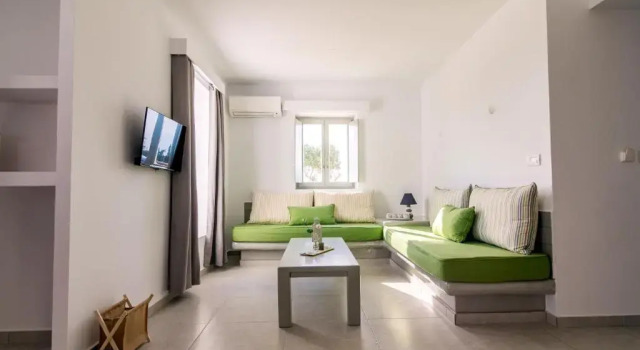 Olive Garden Luxury Resort - Pool & Seaview Suite I - Aliki Paros, Prenota Resort Aliki Paro