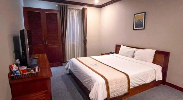 Номер Deluxe Nam Dat Hotel by DLecia Ha Long