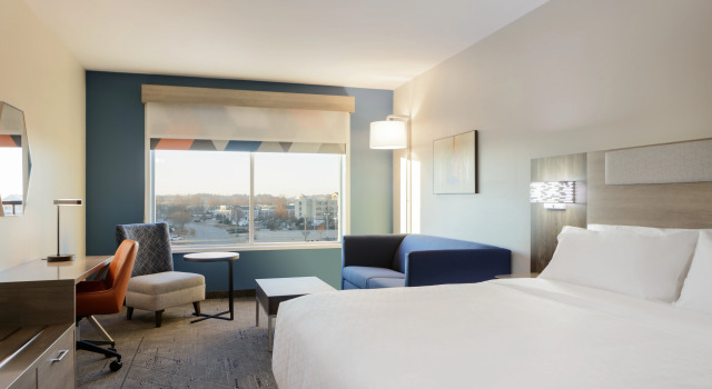 Holiday Inn Express Fredericksburg - Southpoint by IHG, Забронировать Отель Фредериксберг Виргиния, рядом с Spotsylvania Regional Medical Center