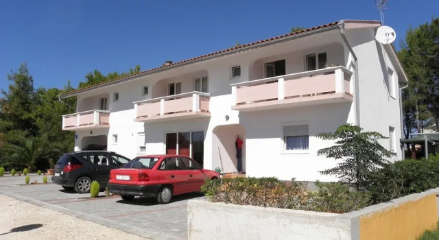 Vink - 80 m From Beach - A4