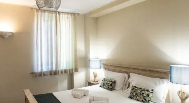Апартаменты Hero's Garden Relais