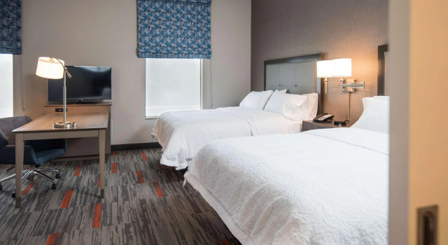 Четырёхместная студия Hampton Inn and Suites at Wisconsin Dells Lake Delton