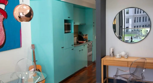 One-bedroom loft in Viaduct by Zodiak Stays