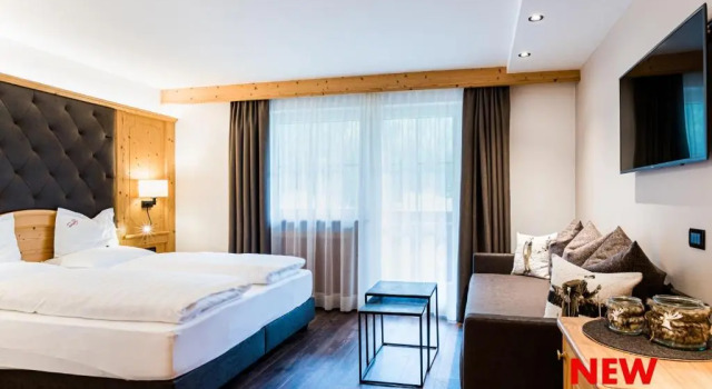 Номер Deluxe B&B Hotel Mirabel