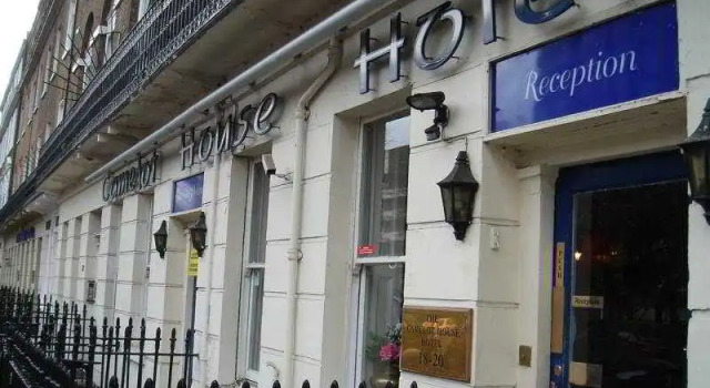 Camelot House Hotel, Забронировать Отель Отели Большого Лондона с парковкой, Парковка
