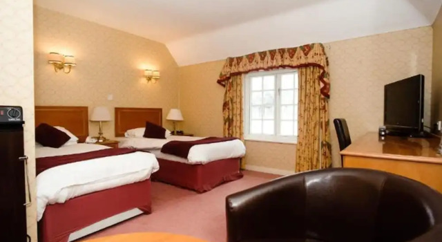 Howfield Manor Hotel, Rezervasyon Otel Merseyside otoparklı oteller, Otopark