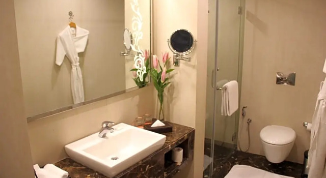 Двухместный клубный номер Standard Howard Johnson by Wyndham Bengaluru Hebbal