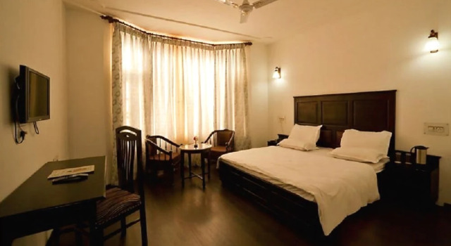 Four Season Resort, Забронировать Курортный отель Сринагар Jammu & Kashmir Ski
