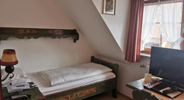 Одноместный номер Standard Hotel Tilman Riemenschneider by ANS