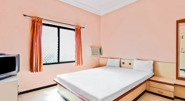 Hotel Savan by OYO Rooms