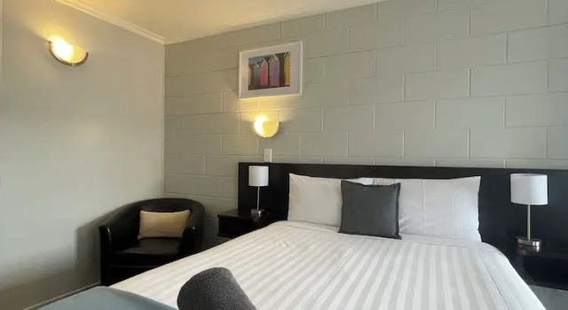 Студия Deluxe Kensington Motel