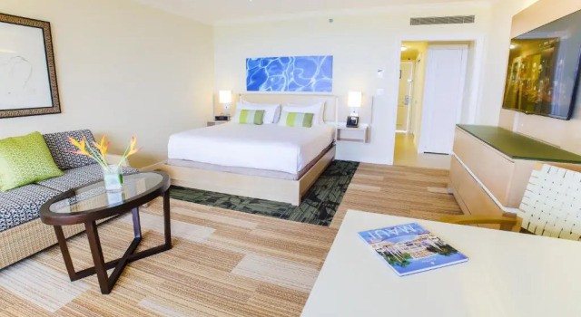 Номер Standard с видом на сад Grand Wailea Resort Hotel & Spa, A Waldorf Astoria Resort