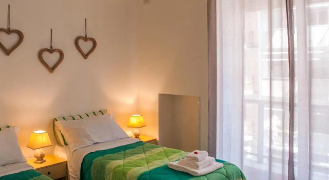 Двухместный номер Standard с балконом Apple guest house