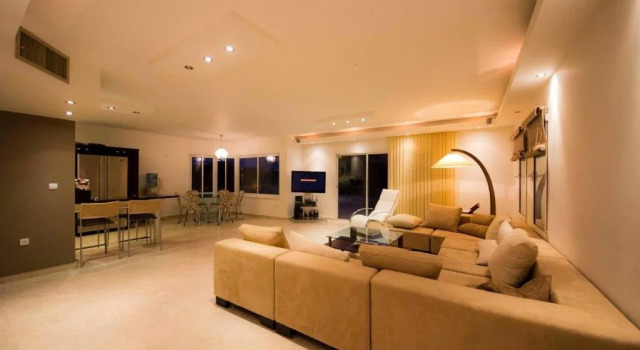 Villa Topaz, Забронировать Вилла Отели в центре Эйлата, в центре, Парковка