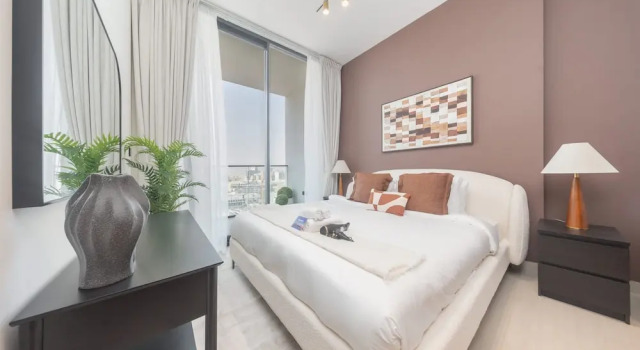 Апартаменты Vibrant 1-bedroom in JVC Sleeps 4 With Balcony